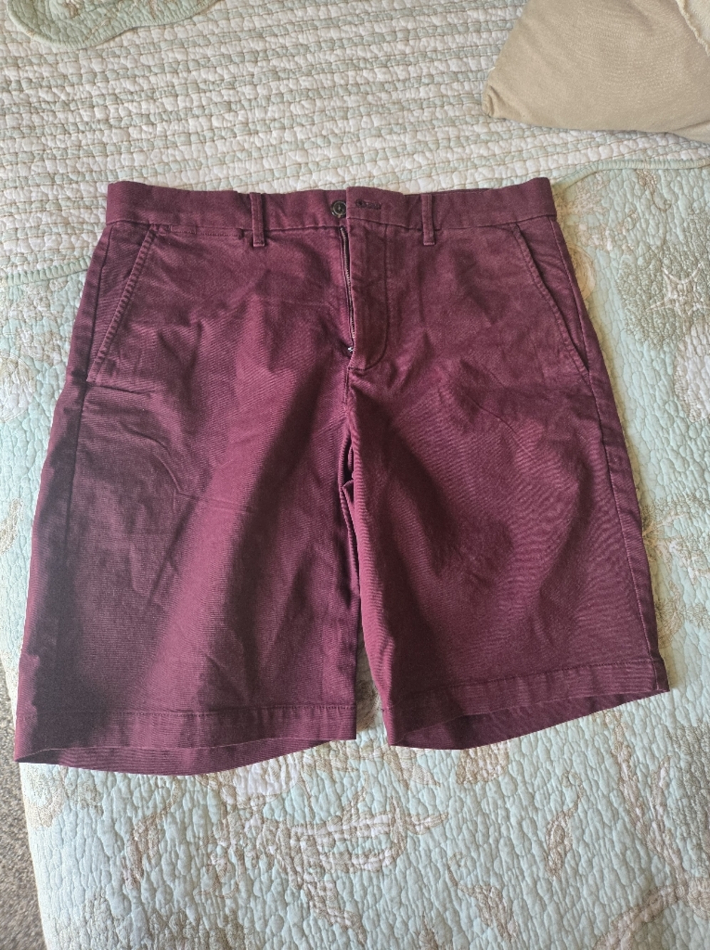 3 For $15 GAP Stretch Cotton Bermuda Shorts in Deep Wine - Picture 2 of 5